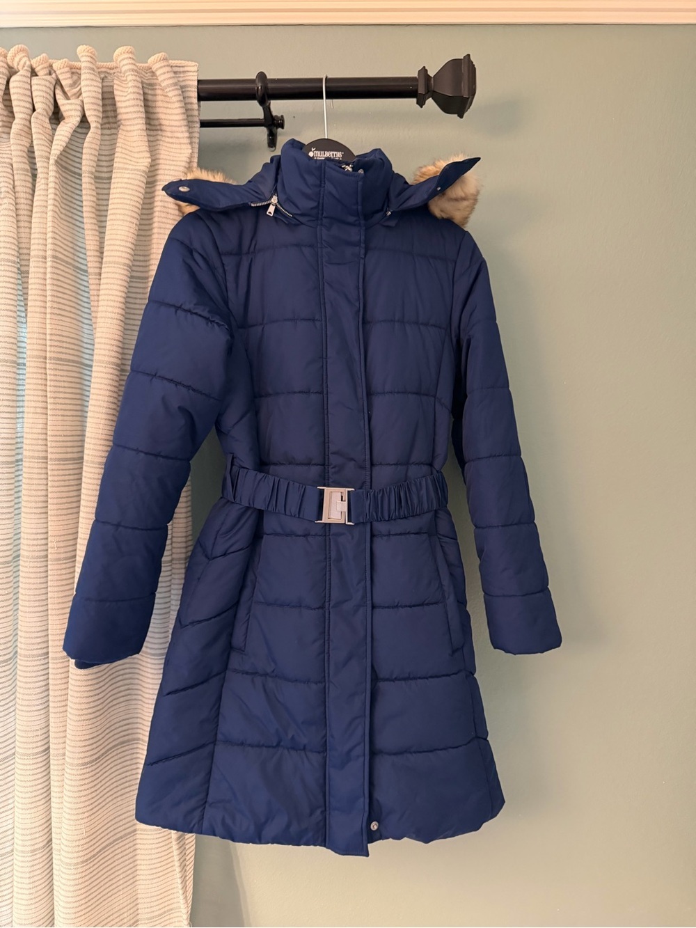 Banana Republic Women's Navy Belted Puffer Coat with Hood small